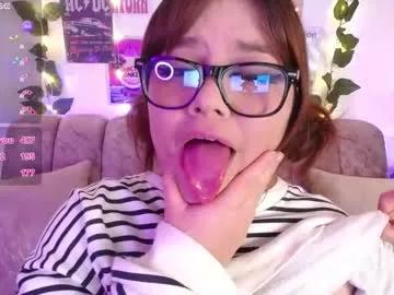 chaarlotte_1 from Chaturbate