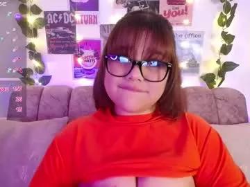 chaarlotte_1 from Chaturbate