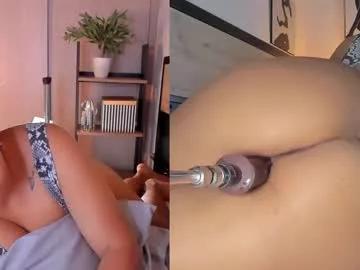 cinnamon_afrodit from Chaturbate
