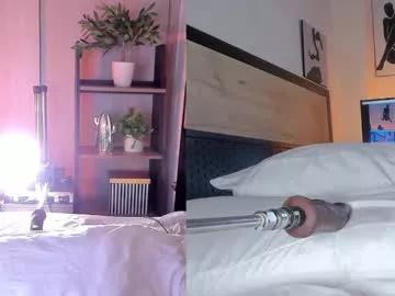cinnamon_afrodit from Chaturbate