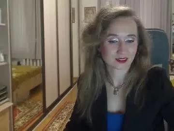 Classyinna from Chaturbate