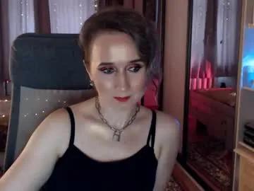 Classyinna from Chaturbate