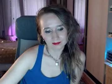 Classyinna from Chaturbate