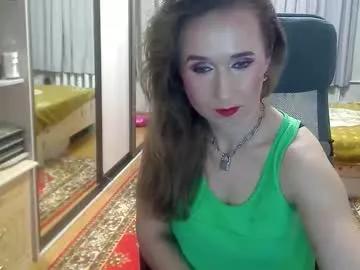 Classyinna from Chaturbate