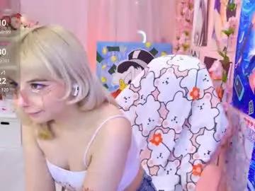 coconut_mia from Chaturbate