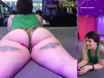 creepycrawlyqueen from Chaturbate
