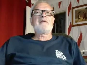 daddiescockforyou from Chaturbate