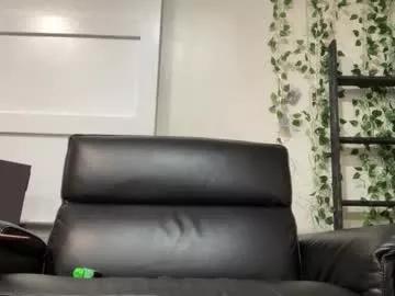 daddyhorsecock99 from Chaturbate