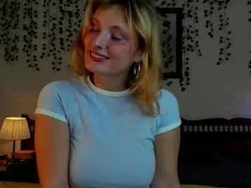 Dayna_sunset from Chaturbate