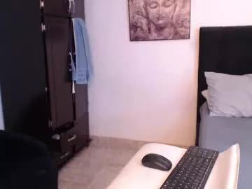 derek_group from Chaturbate