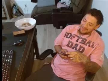 desertadventurer25 from Chaturbate