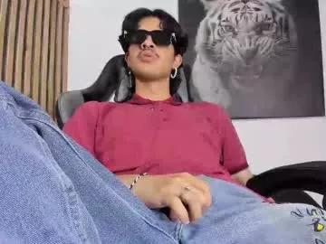 dimitrideluxe from Chaturbate