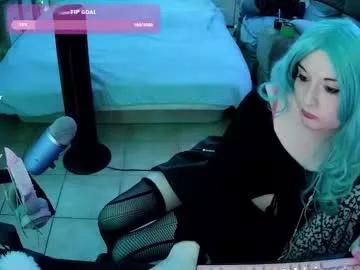 dvadaisy from Chaturbate
