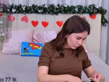 ellaander from Chaturbate