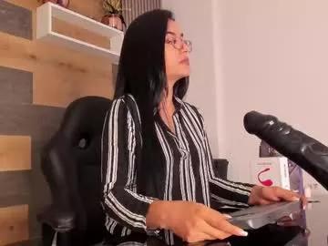 ellaochoa from Chaturbate