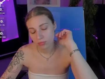 elliecutes from Chaturbate