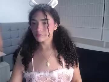 emiily_smith1_ from Chaturbate