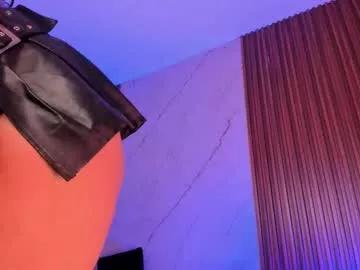 emiilycollins1 from Chaturbate