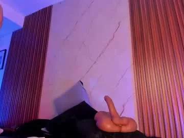 emiilycollins1 from Chaturbate