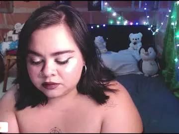 emma_ruiiz_ from Chaturbate