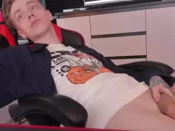 enkeer from Chaturbate