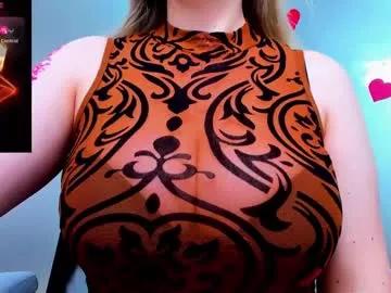 evelyne_rose from Chaturbate