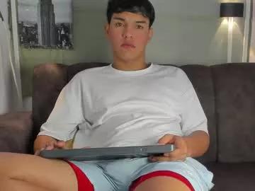 garrett_collins from Chaturbate