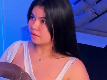 giiabloom from Chaturbate