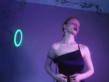 ginger_hugs from Chaturbate
