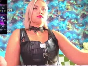 goddess_isabella11 from Chaturbate