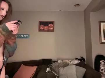 greenxxxqueen from Chaturbate