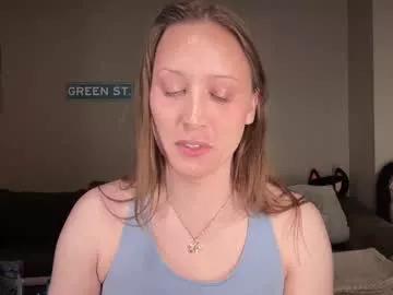 greenxxxqueen from Chaturbate