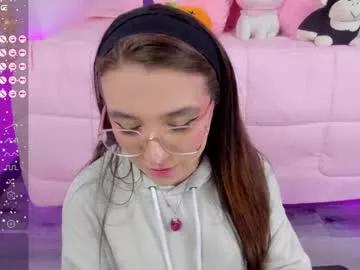 hannacutegod from Chaturbate