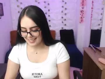 hannadaves_ from Chaturbate