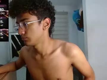 harrytwink18 from Chaturbate