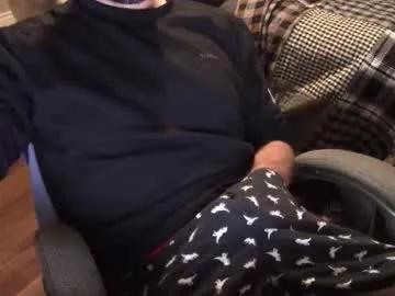 Heavilyhung from Chaturbate