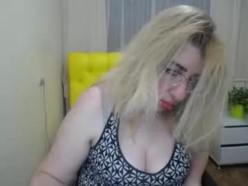 Helenenigma from Chaturbate