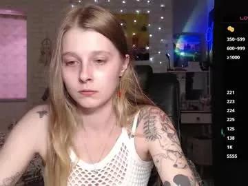 helenundersin from Chaturbate