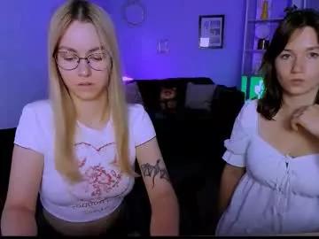 helli_belli from Chaturbate