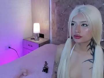 hillsdandarkie_44 from Chaturbate