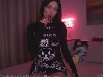 hollylinder_ from Chaturbate