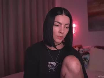hollylinder_ from Chaturbate