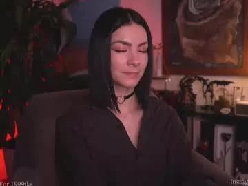 hollylinder_ from Chaturbate