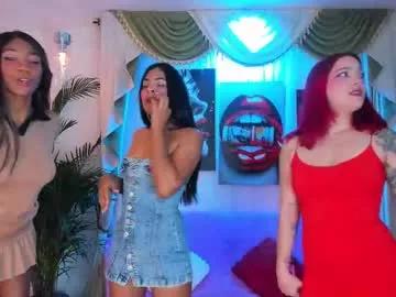 hotties_kittens18 from Chaturbate