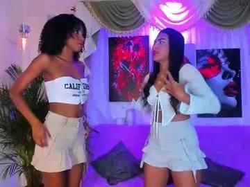 hotties_kittens18 from Chaturbate