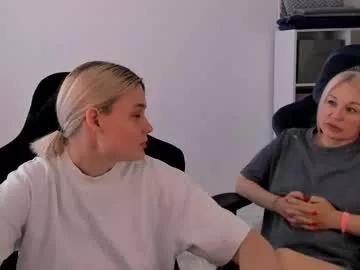 hottyblonds from Chaturbate