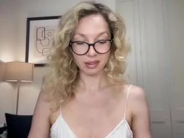 hottymilana from Chaturbate