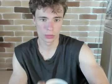 idkiww from Chaturbate