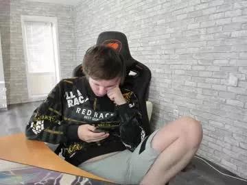 iliaskrislove from Chaturbate