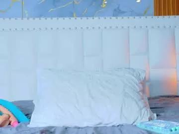 indiancutiie from Chaturbate